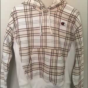 URBAN OUTFITTERS REVERSE WEAVE CHAMPION SWEATSHIRT